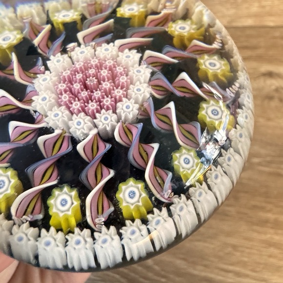 Vtg Perthshire Scotland Millefiori 12 Spoke Radial Twist 2.5" Glass Paperweight - Picture 5 of 12